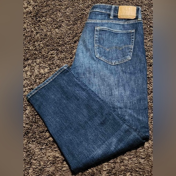 American Eagle Men’s Airflex Athletic Fit Darkwash Distressed Stretch Denim Jean - Picture 7 of 7